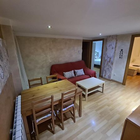 Ferienwohnung Dos Torres Galadriel- Parking Privado Gratis Saragossa Exterior foto