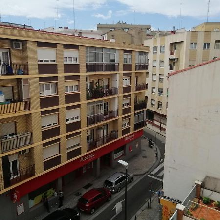 Ferienwohnung Dos Torres Galadriel- Parking Privado Gratis Saragossa Exterior foto