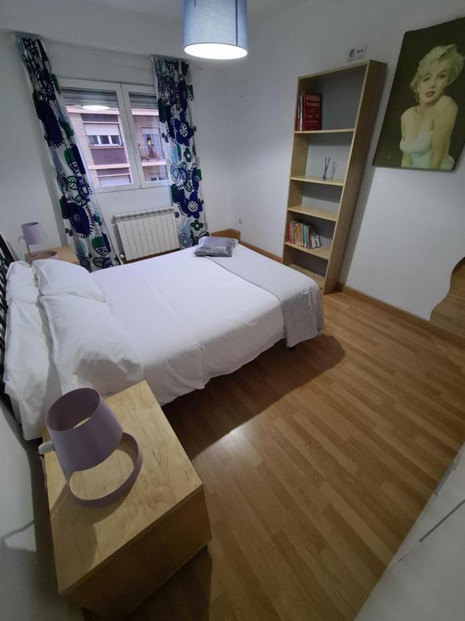 Ferienwohnung Dos Torres Galadriel- Parking Privado Gratis Saragossa Exterior foto