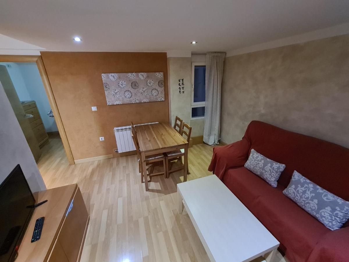Ferienwohnung Dos Torres Galadriel- Parking Privado Gratis Saragossa Exterior foto